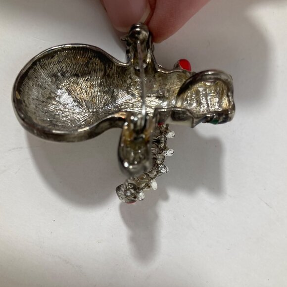 Enamel Snowman Holding String of Christmas Lights Brooch Pendant 2" White Red Gr - Picture 6 of 6